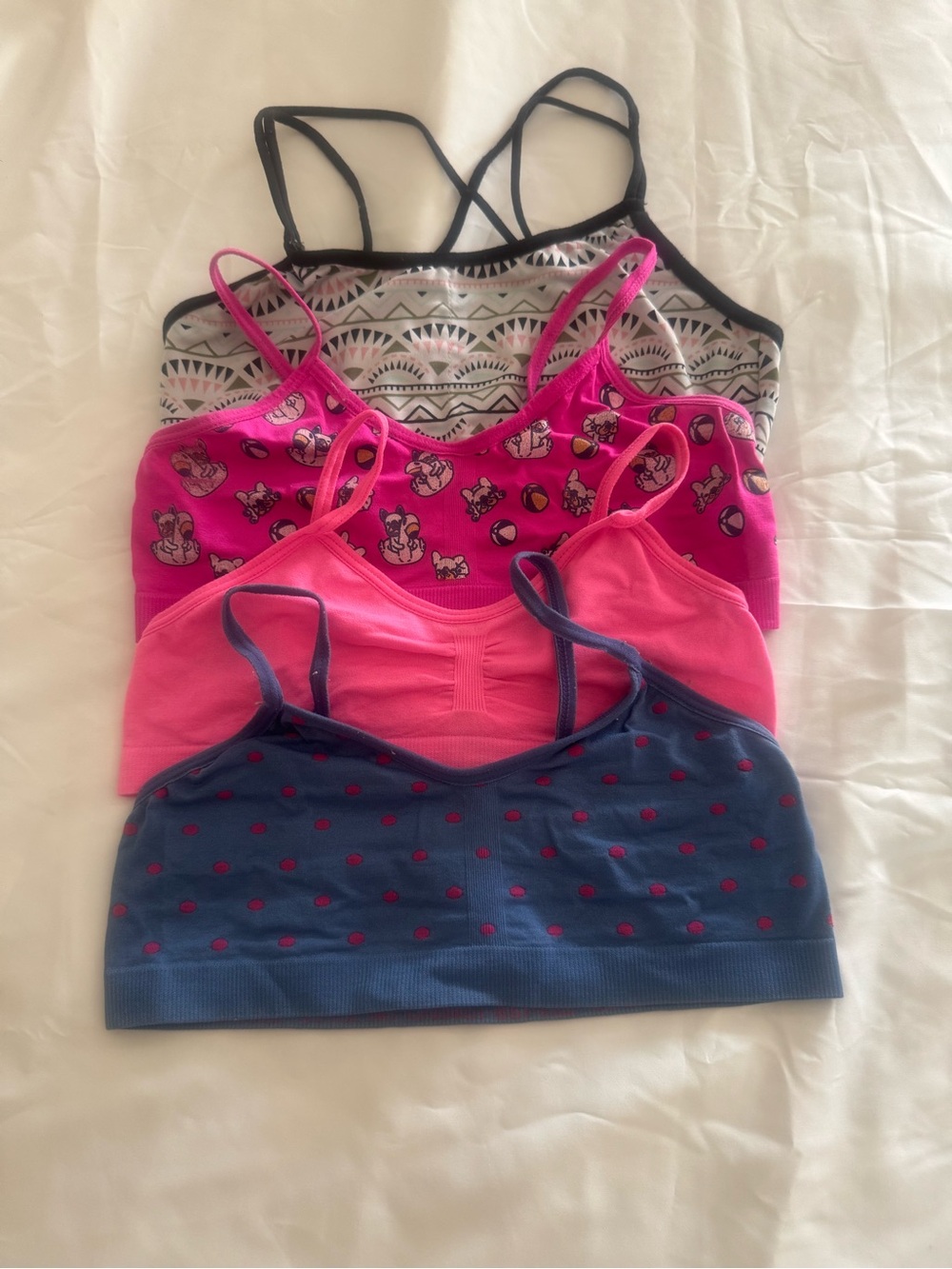 Girls Pack of 4  Seamless Bralette Tops - Pink, Hot Pink, Navy size M